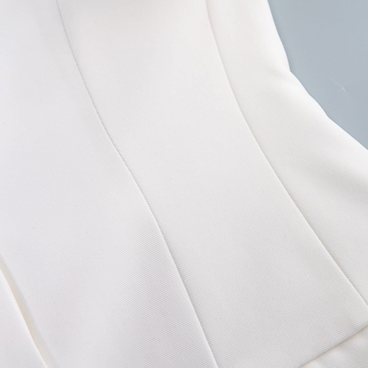 Blazer femme cintré col V – photo 19 – Frippin'Dealz