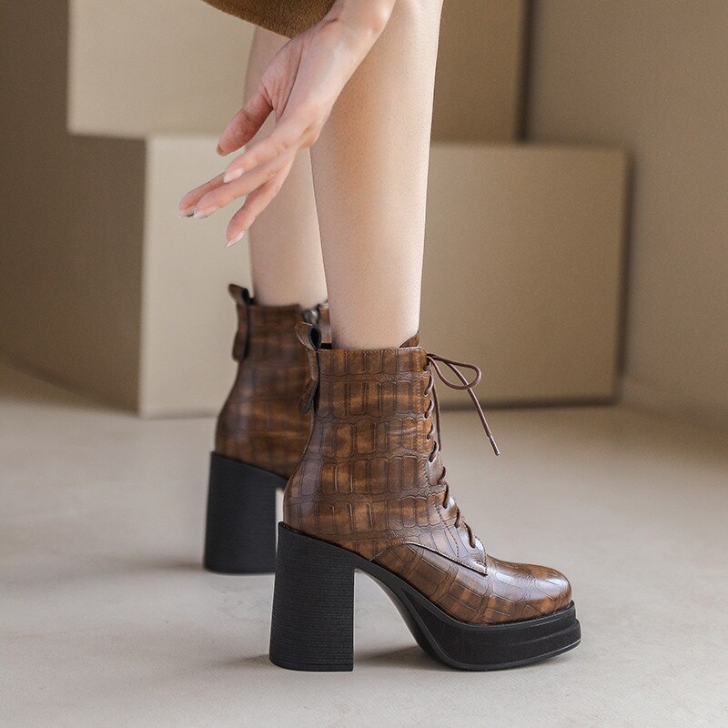 Bottines rétro cuir plateforme talon épais femme – photo 61 – Frippin'Dealz