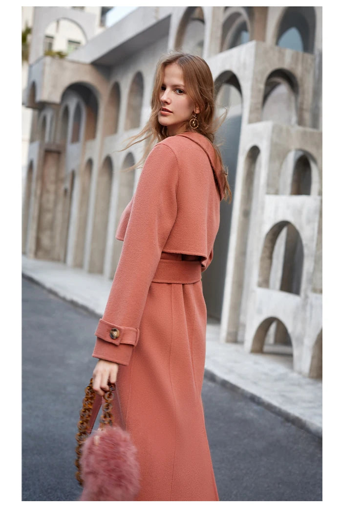 Manteau laine double boutonnage épaule asymétrique femme rouge corail – photo 15 – Frippin'Dealz