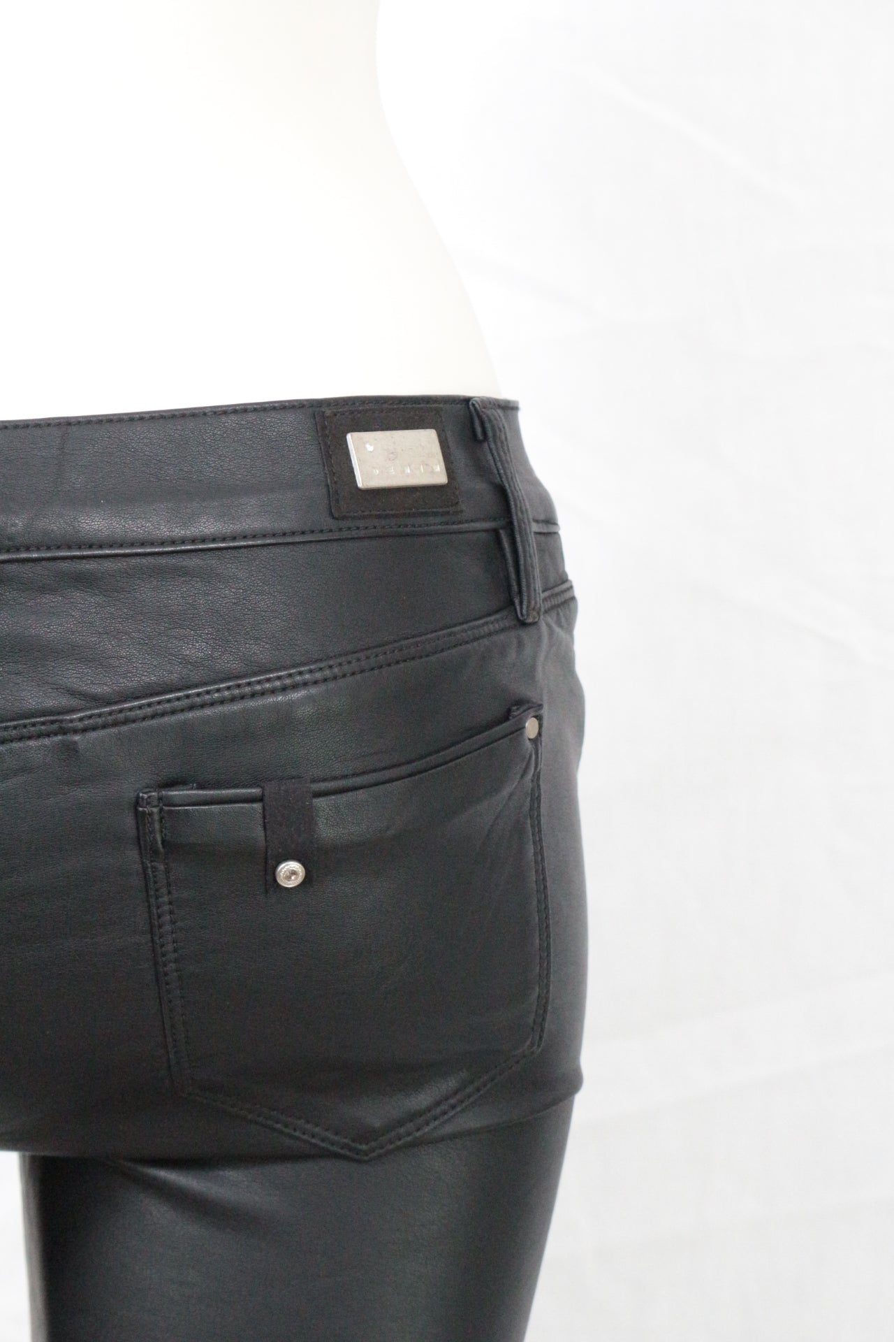 Love Denim Black Leather Biker Pants NWT Women Slim Rock Zipper Sample Size S M 4