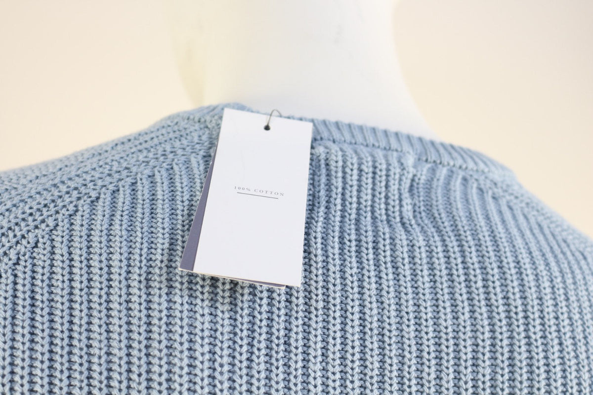 Pull Peregrine bleu ciel en maille côtelée, vue de profil – Frippin'Dealz