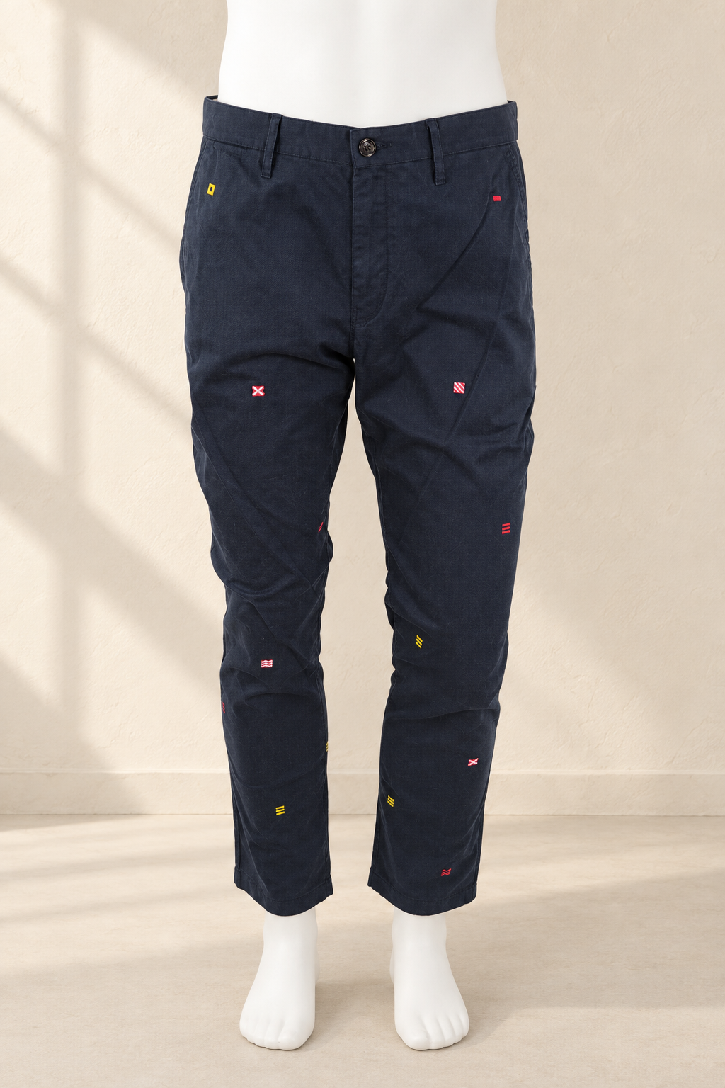 Chino Tommy Hilfiger Denton bleu marine brodé, vue frontale