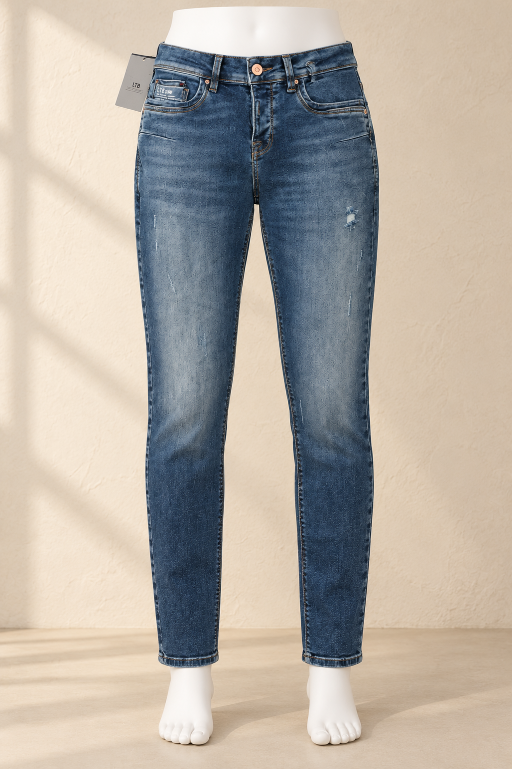 Jean slim LTB bleu délavé neuf avec étiquette, vue frontale