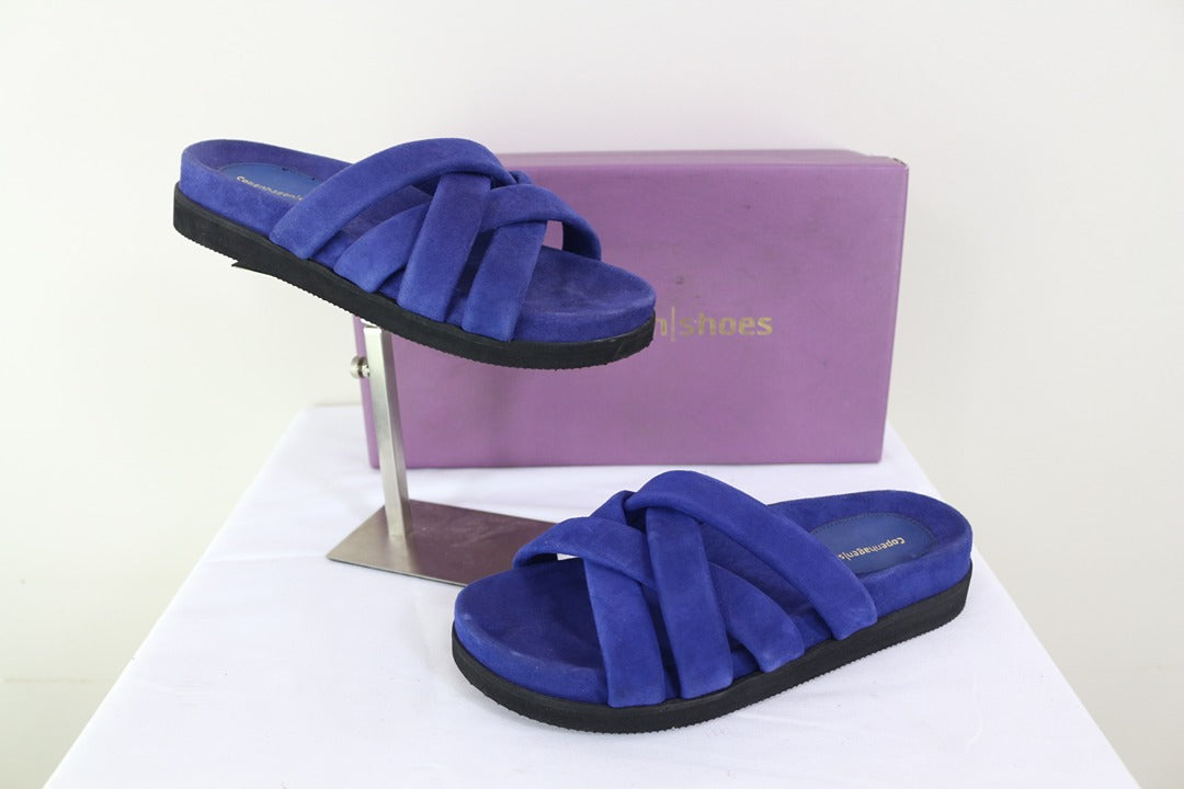 Sandales Copenhagen Shoes en daim bleu électrique taille 36