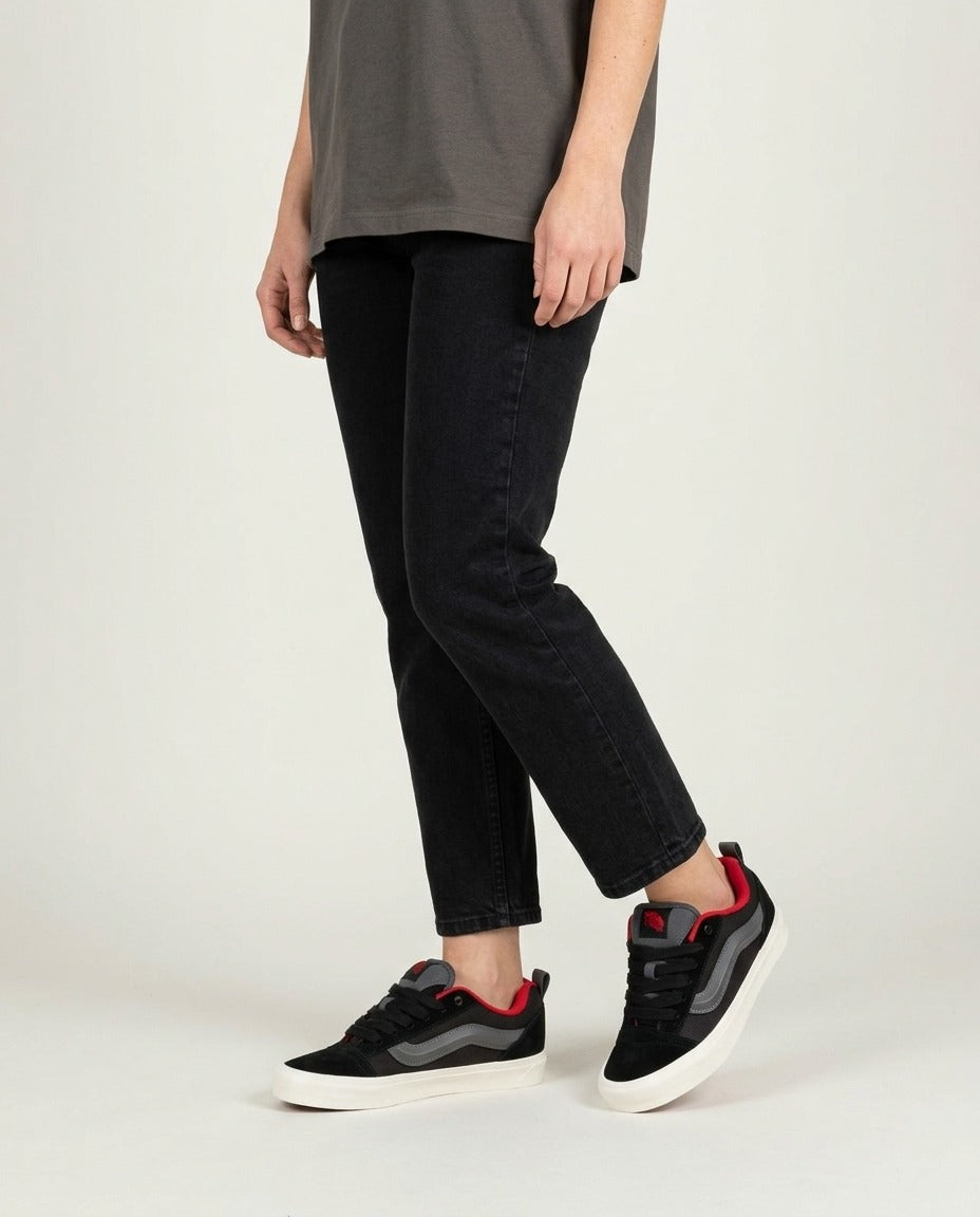 Vans Knu Skool Cordura baskets noir gris semelle blanche 44.5 porté – photo générée par IA