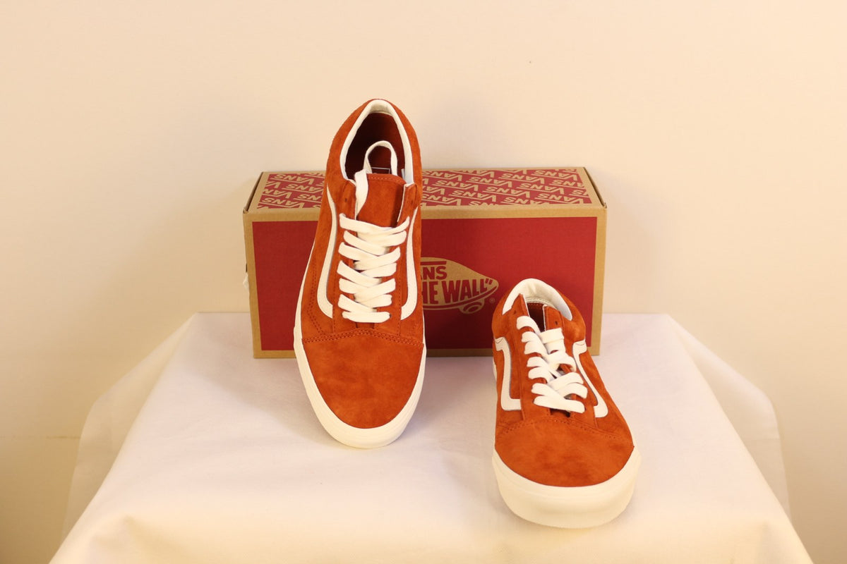 Vue de face des baskets Vans Old Skool orange brûlé avec lacets plats écrus – Frippin'Dealz
