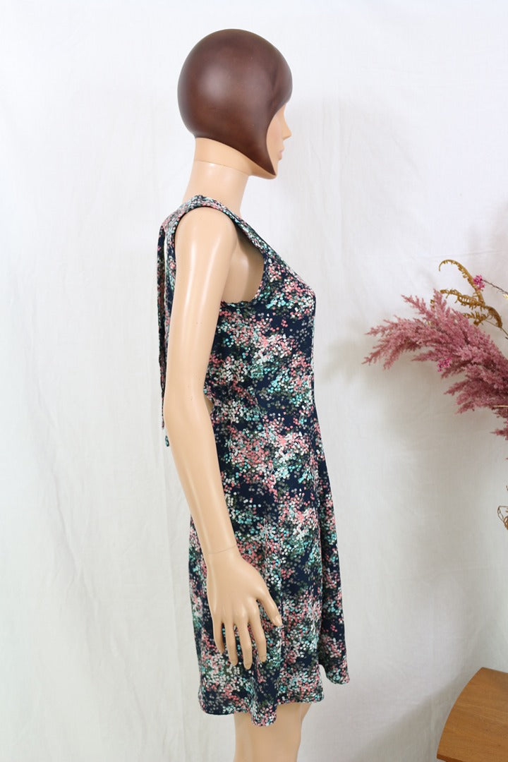 Robe courte Yessica bleu marine à fleurs sans manches S 4