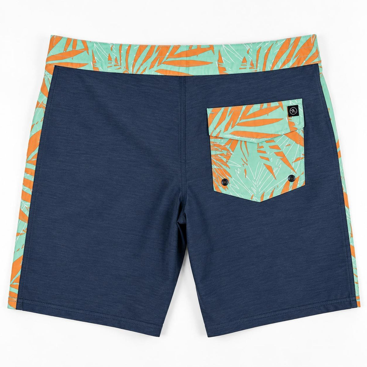Dos du boardshort Salt Life bleu marine chiné avec poche à rabat motif palmes – Frippin'Dealz