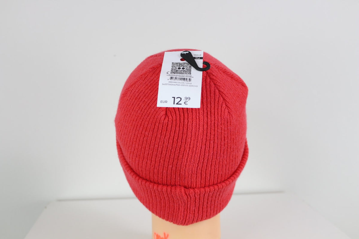 Bonnet Camaïeu corail vu de dos avec étiquette de prix 12,99 € et taille TU – Frippin'Dealz