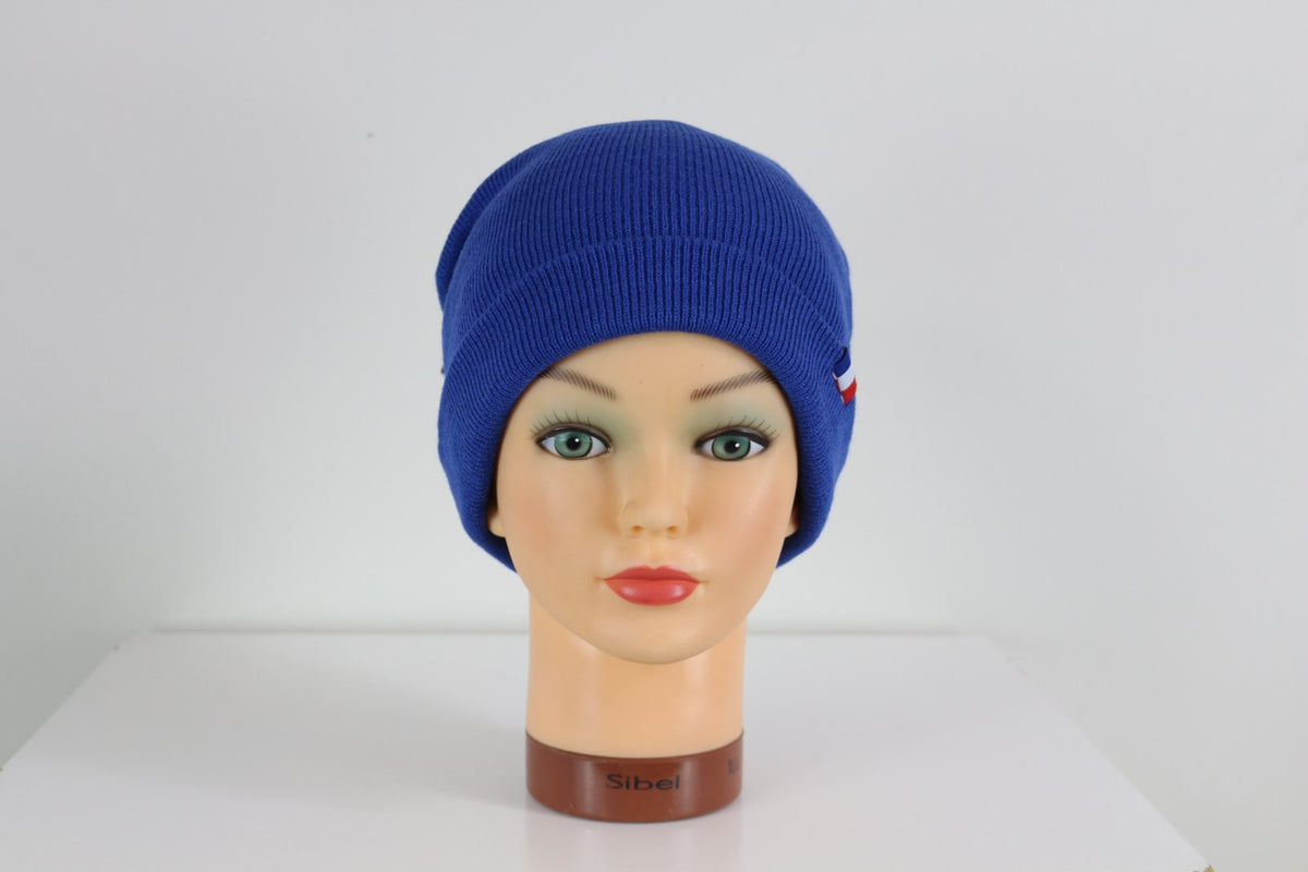 Bonnet French Touch bleu roi à revers porté sur tête de mannequin, vue de face – Frippin'Dealz