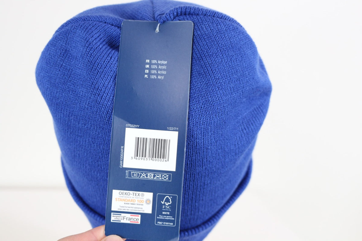 Étiquette de composition 100 % acrylique et code-barres du bonnet French Touch – Frippin'Dealz
