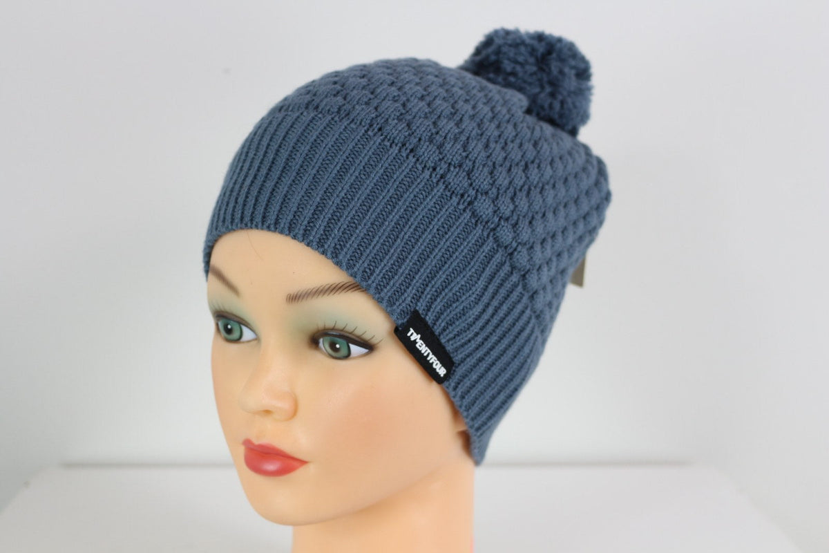 Bonnet Twentyfour bleu orage à bord côtelé et pompon, vue de trois quarts – Frippin'Dealz