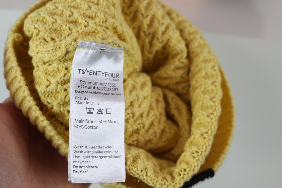 Étiquette de composition et d'entretien du bonnet Twentyfour of Norway – Frippin'Dealz