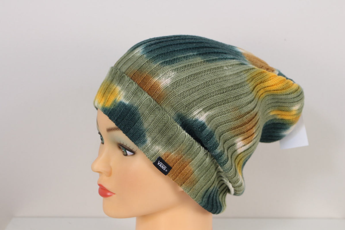 Bonnet Vans Parkview Cuff tie-dye vert, jaune et marron, vue de profil gauche avec étiquette tissée – Frippin'Dealz