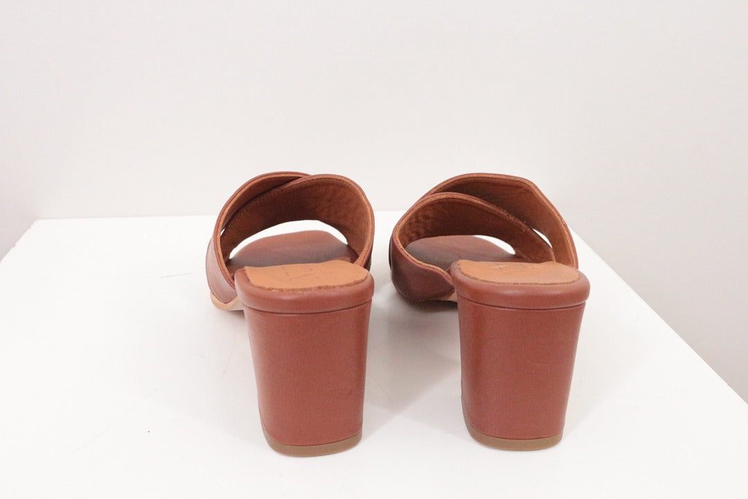 Mules à talons en cuir marron Nude Shoes T40 6