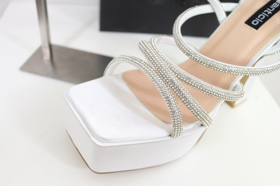 Sandales à talons Quanticlo Madelyn blanc satin strass 40 5