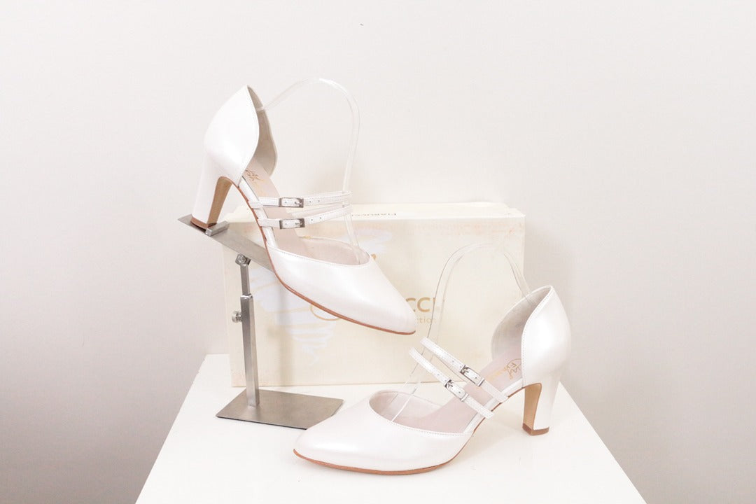 Escarpins de mariée Fiarucci en cuir blanc nacré taille 38.5 1