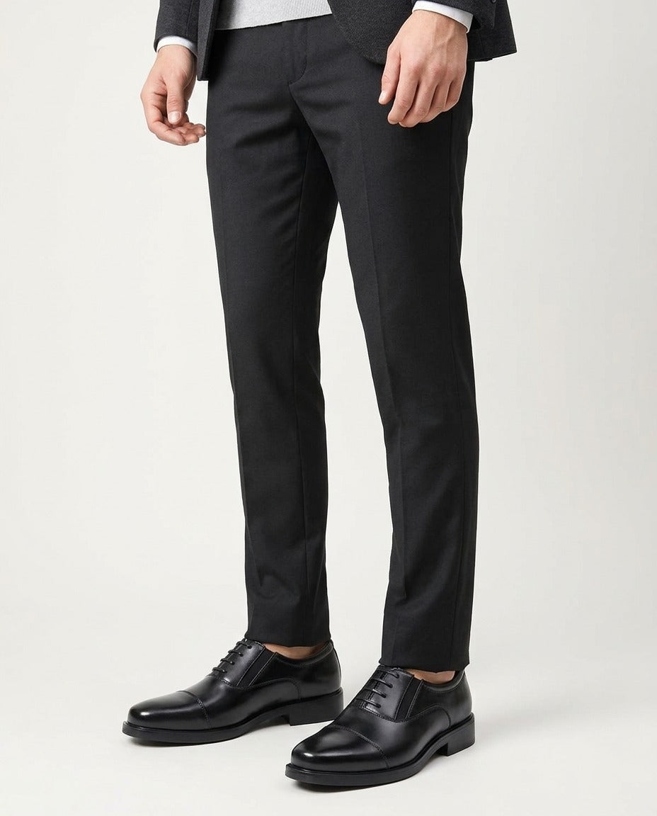 Chaussures richelieu homme bout rapporté aspect cuir 38 au 44 porté – photo générée par IA