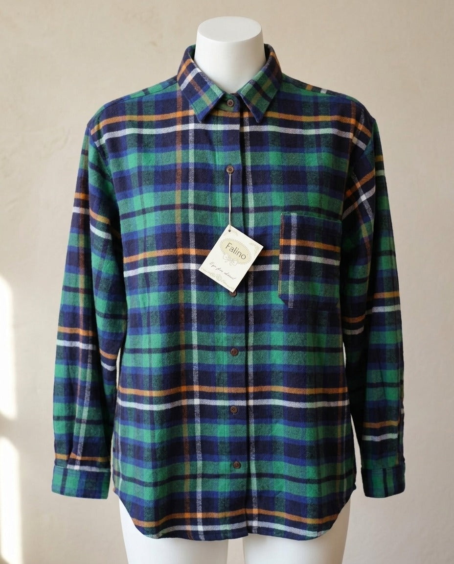Chemise Falino à carreaux vert, bleu marine et orange avec poche poitrine et étiquette – Frippin'Dealz – photo retouchée par IA