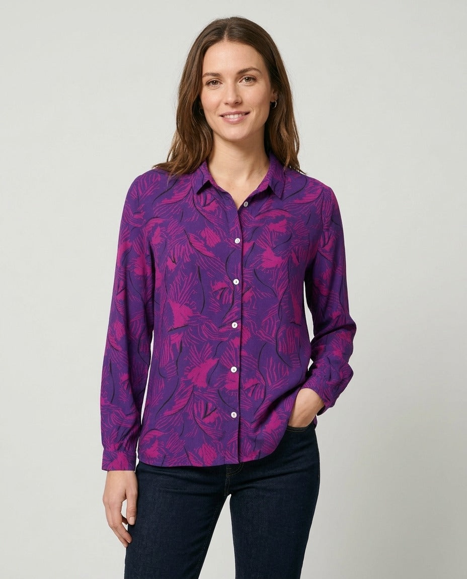 Karl Marc John Chemisier viscose imprimé feuillage violet M porté – photo générée par IA