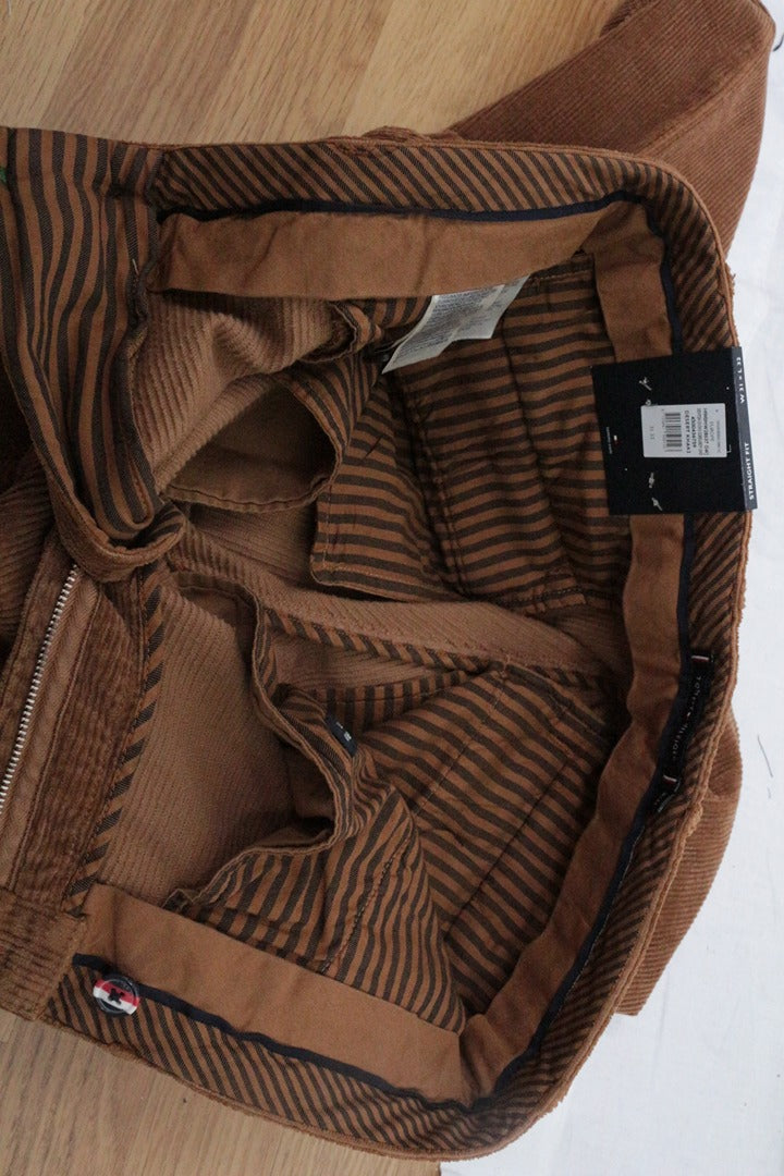 Chino Tommy Hilfiger velours côtelé marron 31 32 - Neuf avec étiquette 11