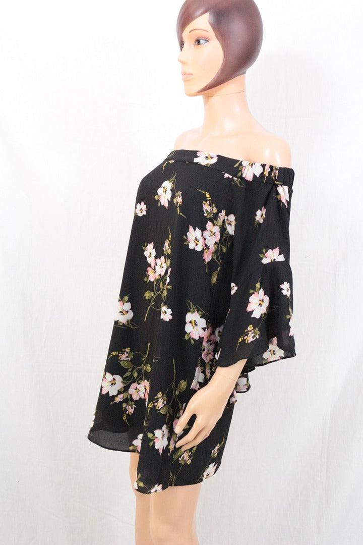 Robe courte Bisou's Project noire à fleurs col bateau S/m 9