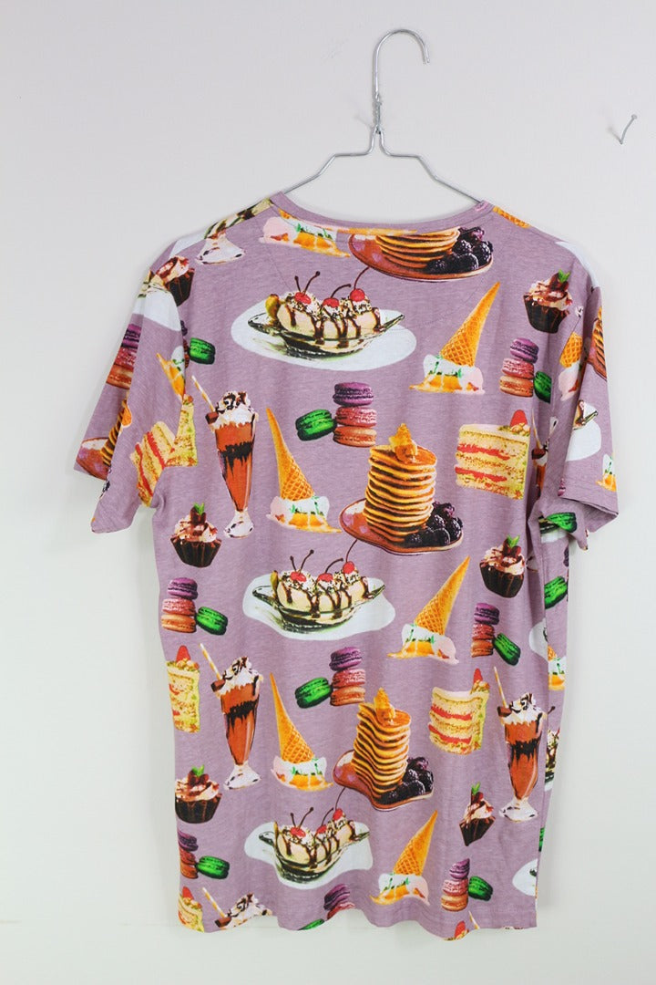 T-shirt Brave Soul imprimé gâteaux violet M neuf avec étiquette 5