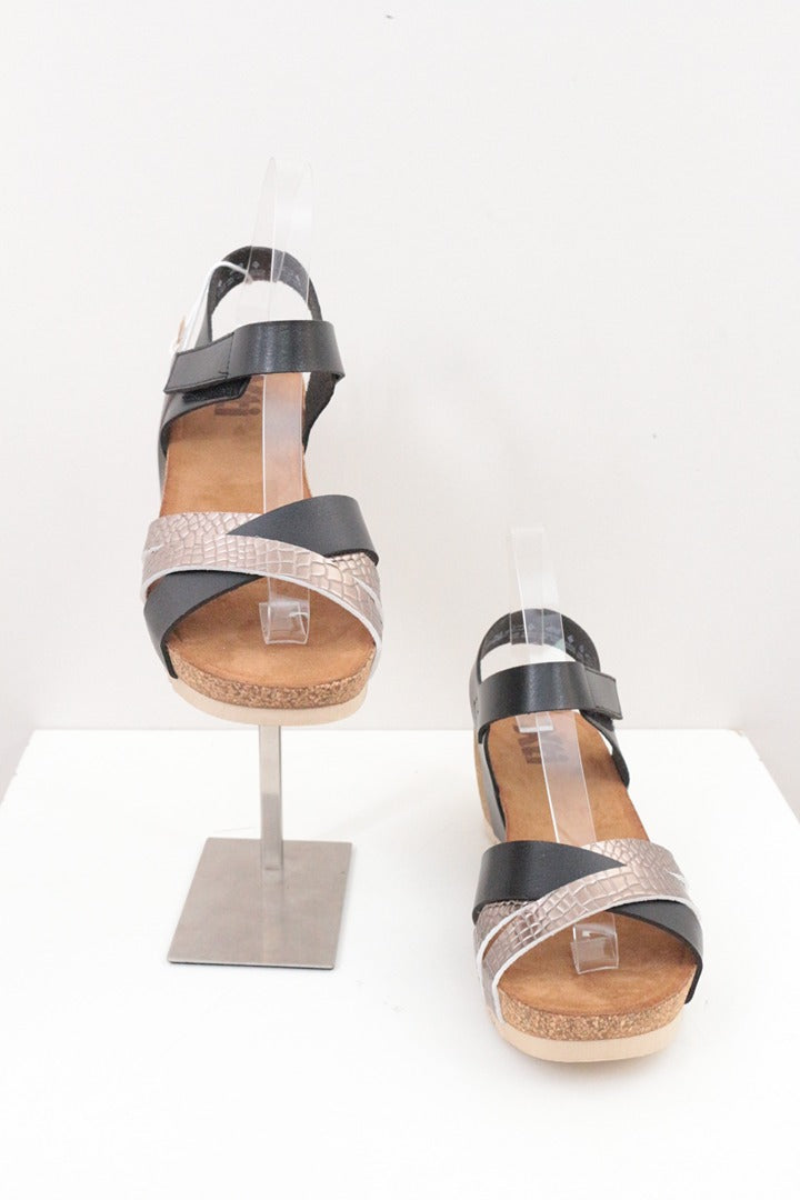 Sandales compensées Xti simili cuir noir argenté 37 neuves 4