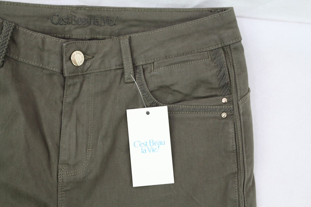 Pantalon slim C'est Beau la Vie vert kaki 38 neuf étiquette 5