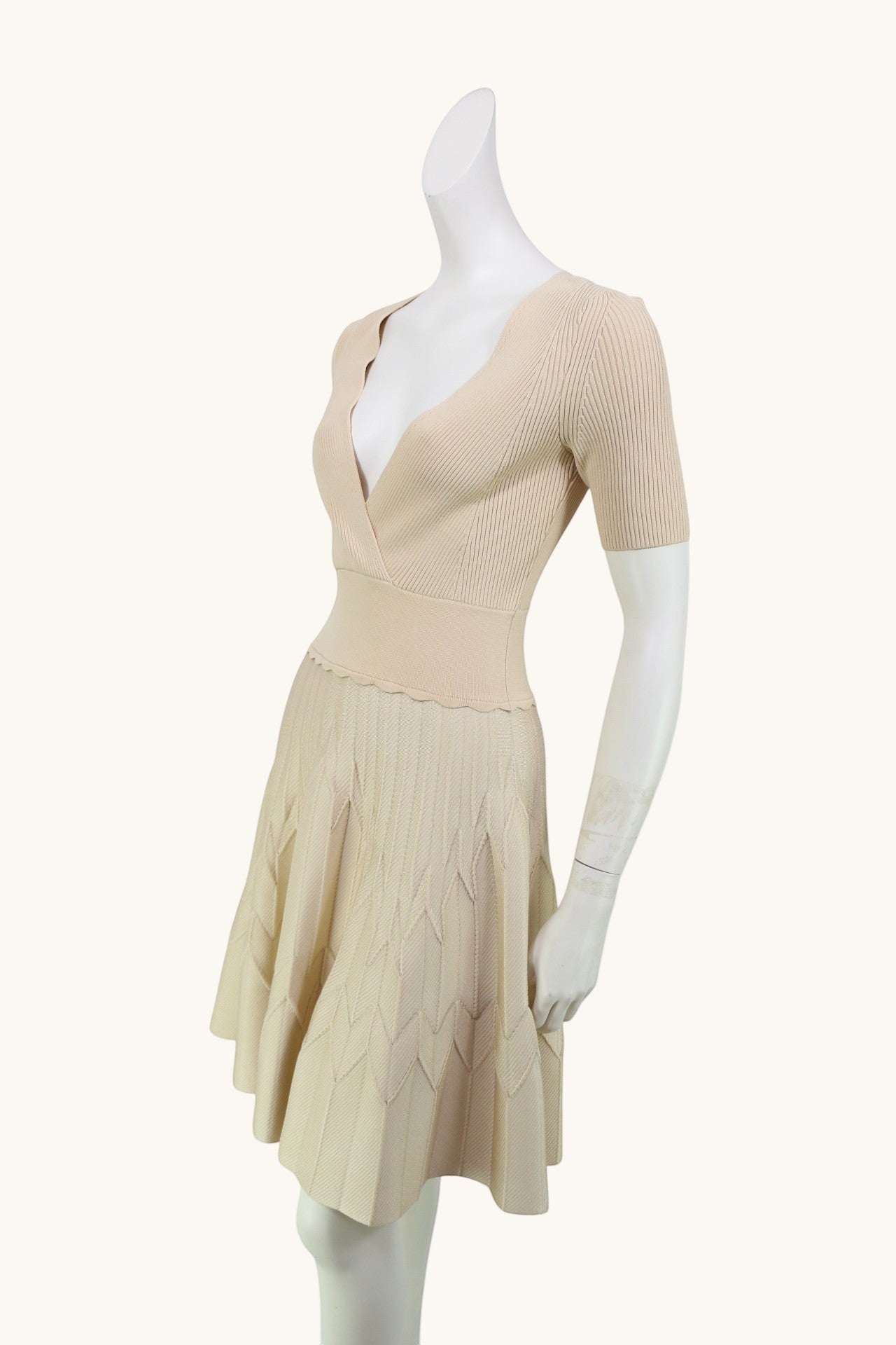 Robe Sandro maille beige taille S 9