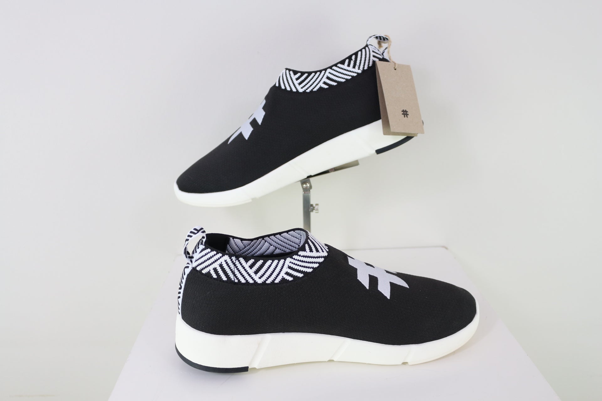Rens Baskets Slip-On Femme Noires & Blanches Maille Stretch Confort 3