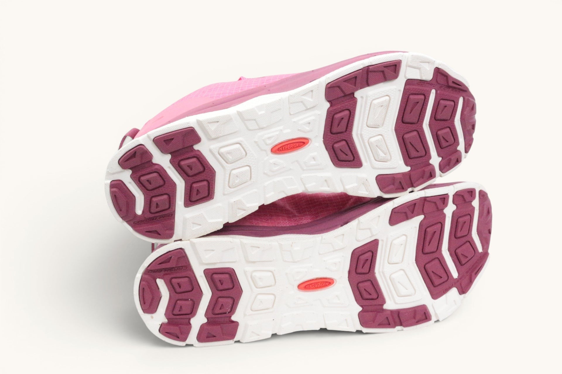 Baskets de running Frippindealz roses en cuir synthétique avec semelles adhérentes blanches et violettes