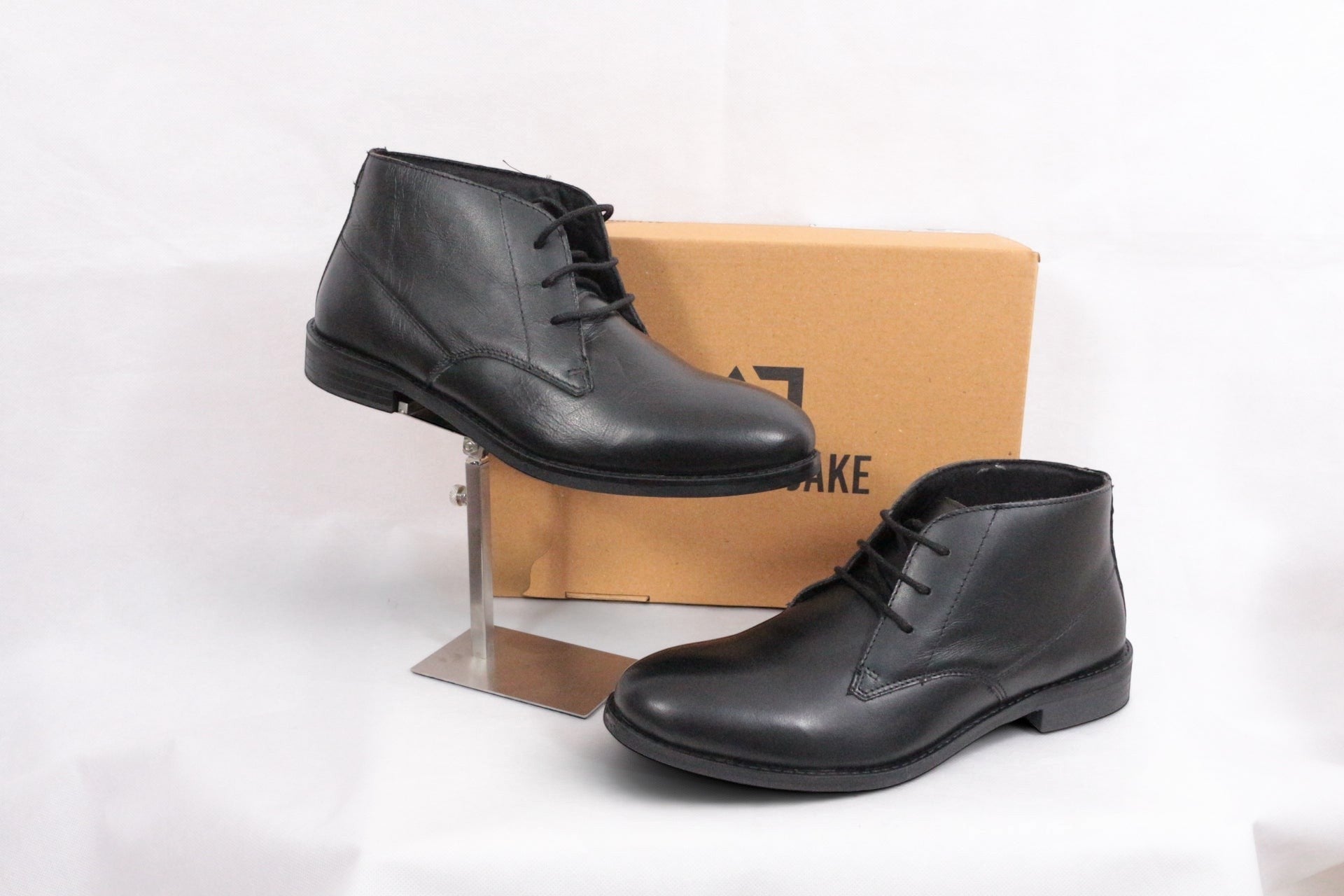 Frippindealz Bottines Derby montantes en cuir noir pour homme, neuves avec boîte, fermeture à lacets.