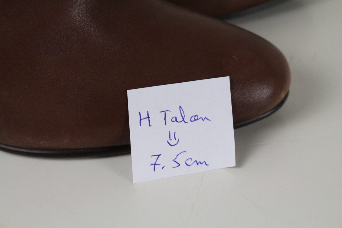 Bottines marron Frippindealz en cuir et suède avec indication de la hauteur du talon de 7,5 cm