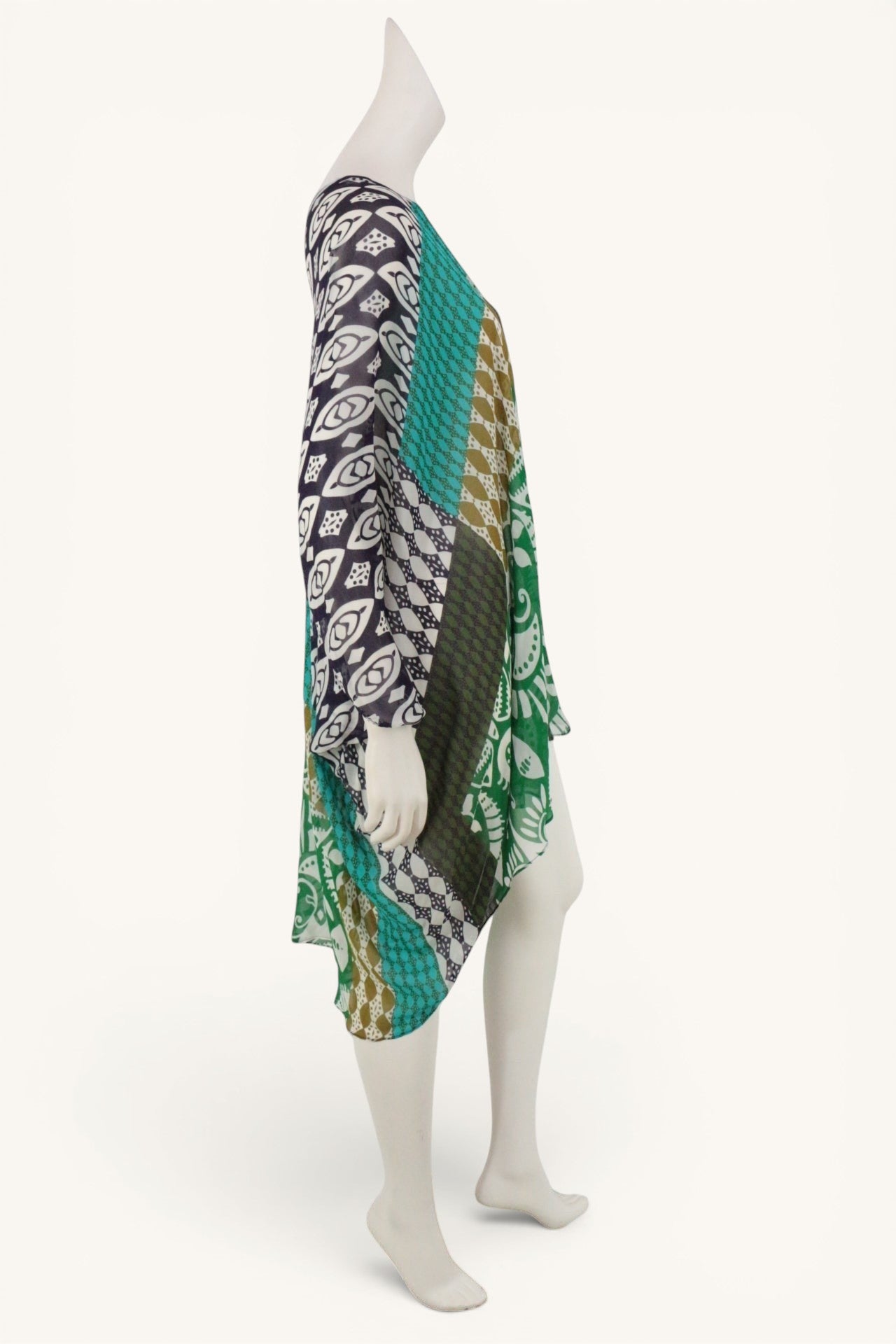 Caftan de plage Zara Frippindealz en viscose fluide à motifs géométriques bleu turquoise, blanc et noir