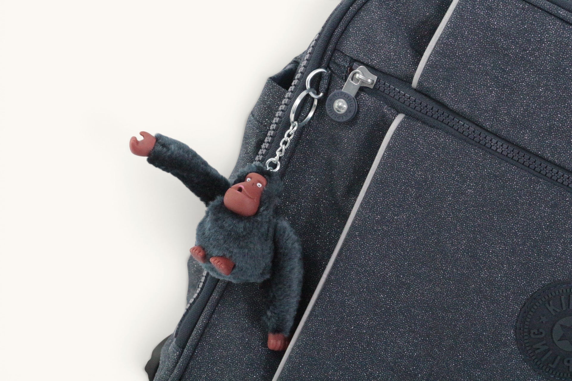 Cartable à roulettes Frippindealz Kipling New Storia noir pailleté avec porte-clés singe emblématique