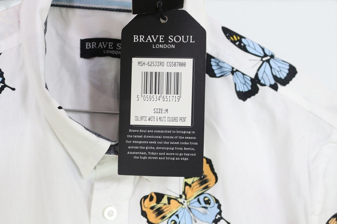Chemise Frippindealz Brave Soul blanche à manches courtes avec imprimé papillons multicolores et étiquette neuve