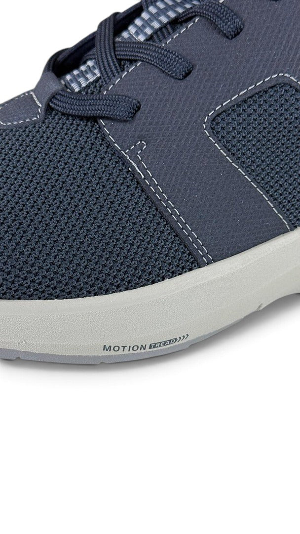 Chaussures de course Frippindealz Clarks Lehman Tie en textile bleu marine avec semelle grise Motion Tread