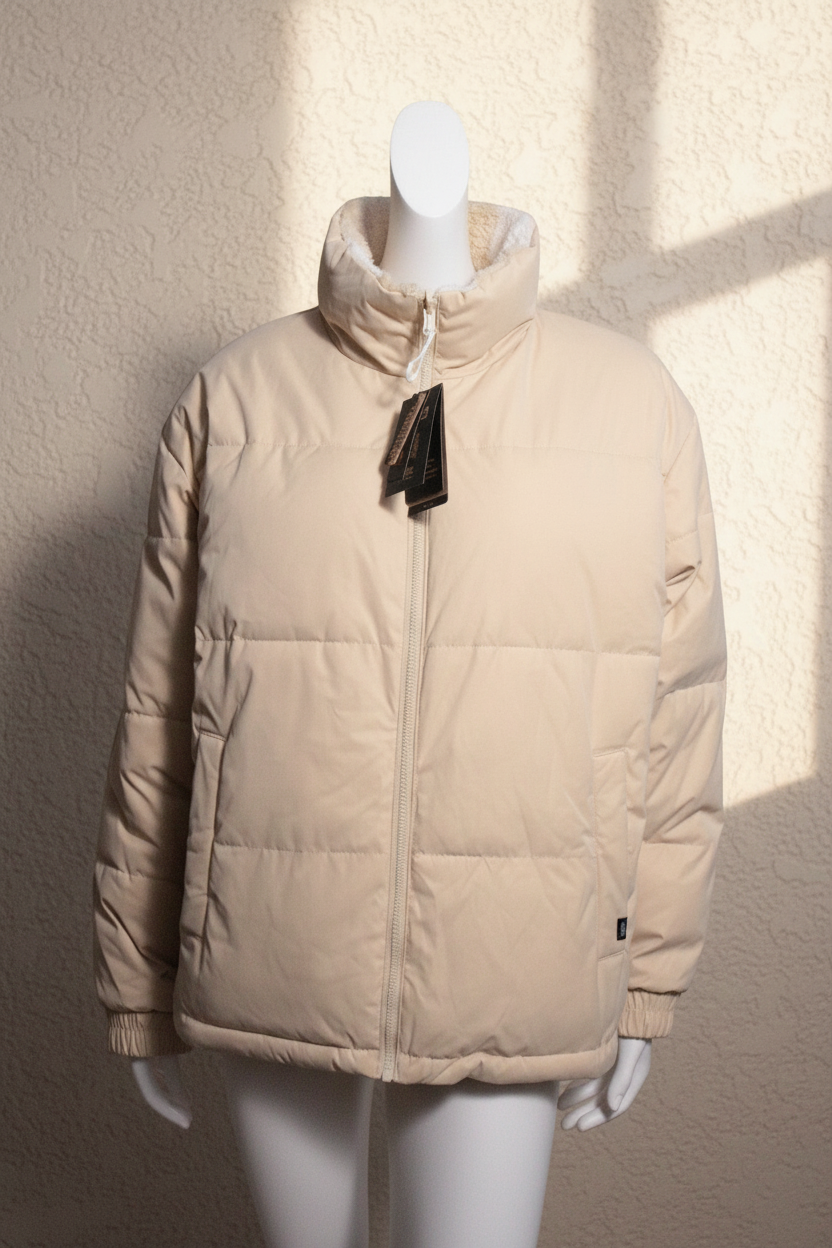 Doudoune réversible Frippindealz beige et blanche en polyester avec intérieur sherpa et col montant