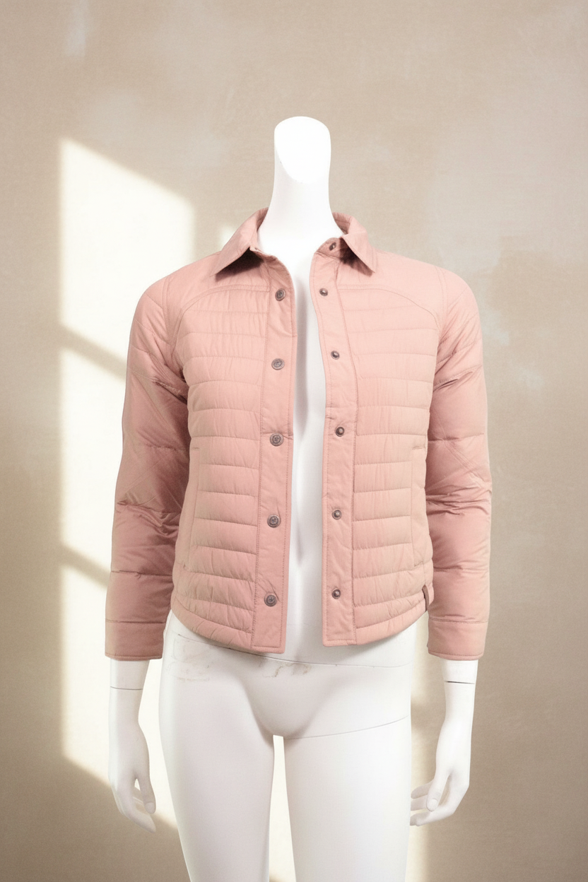 Doudoune légère rose poudré pour enfant de la marque Frippindealz, modèle Obermayer matelassé à boutons pression.