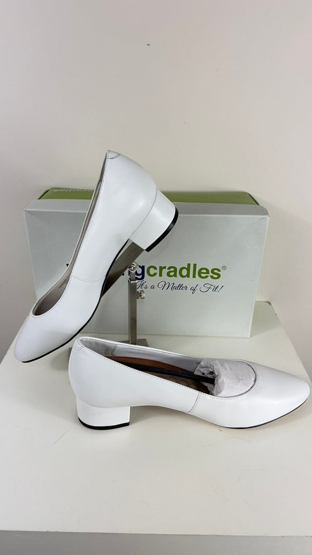 Escarpins Frippindealz Walking Cradles en cuir blanc avec talon bloc confortable de 4 cm, neufs en boîte.