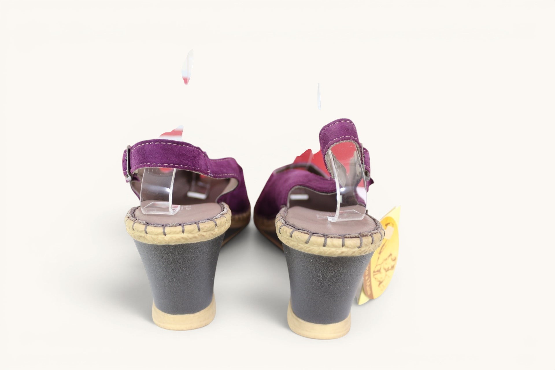 Escarpins slingback compensés Frippindealz en cuir velours violet avec bride réglable et semelle effet corde
