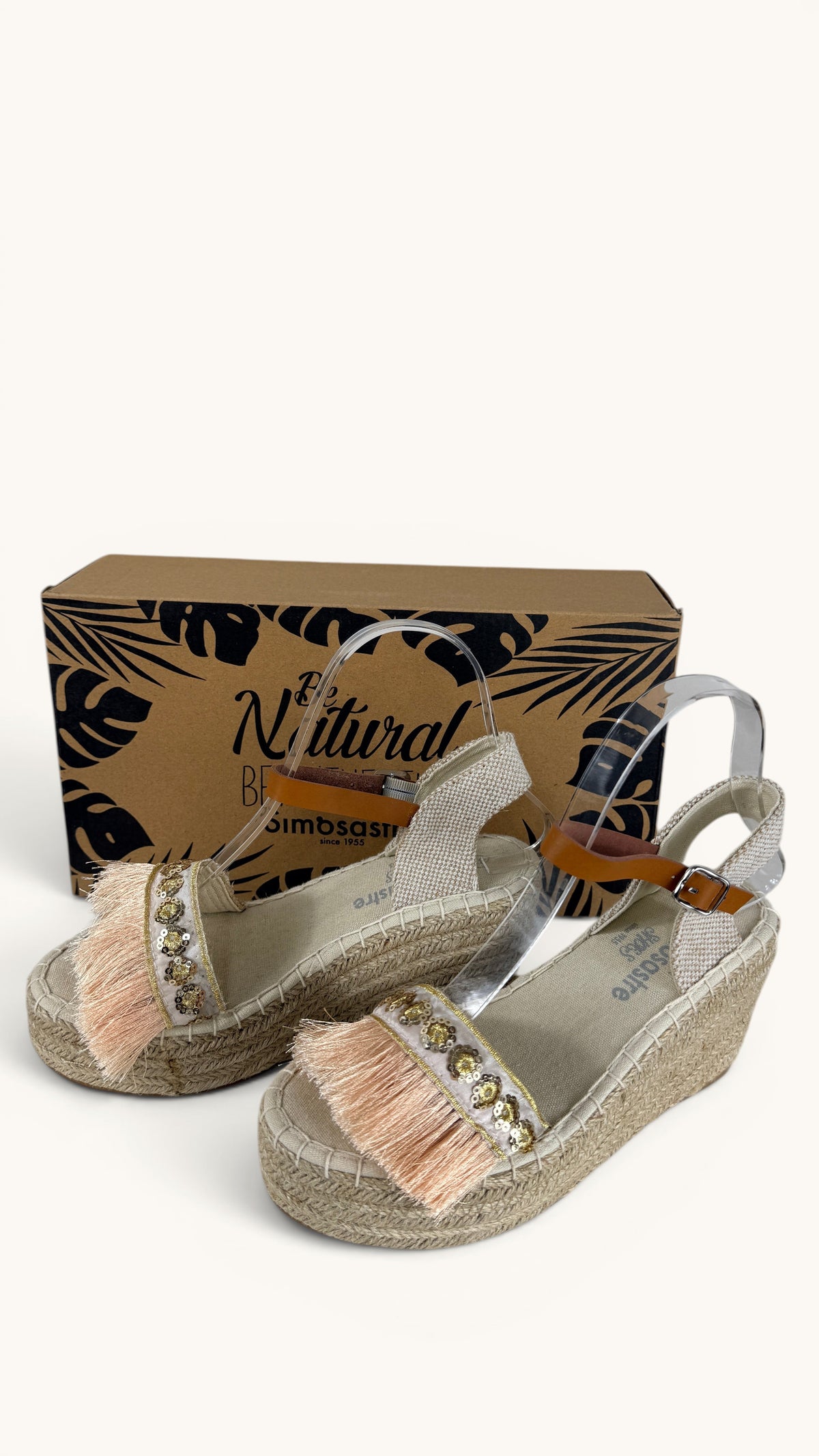 Espadrilles compensées Frippindealz Simó Sastre en toile beige, franges rose poudré et paillettes dorées, taille 36.