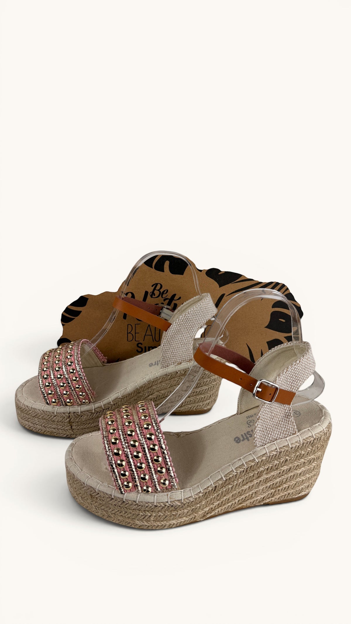Espadrilles compensées Frippindealz Simó Sastre Isabela rose poudré avec clous dorés et semelle en corde tressée