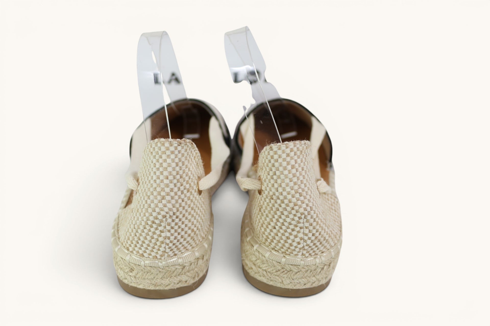 Vue arrière des espadrilles Frippindealz Lady Glory bicolores noir et beige avec semelle en corde et rubans à nouer