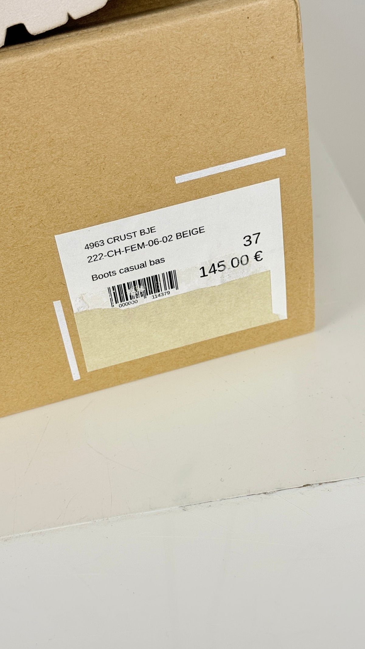 Étiquette de boîte à chaussures Frippindealz pour bottes casual beige en cuir taille 37