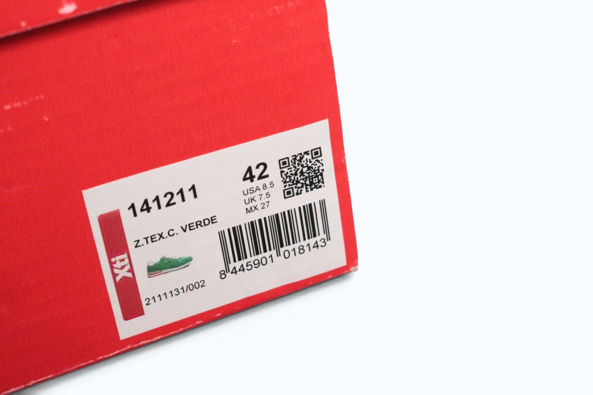 Étiquette de boîte à chaussures Frippindealz pour baskets XTI en suédine verte taille 42