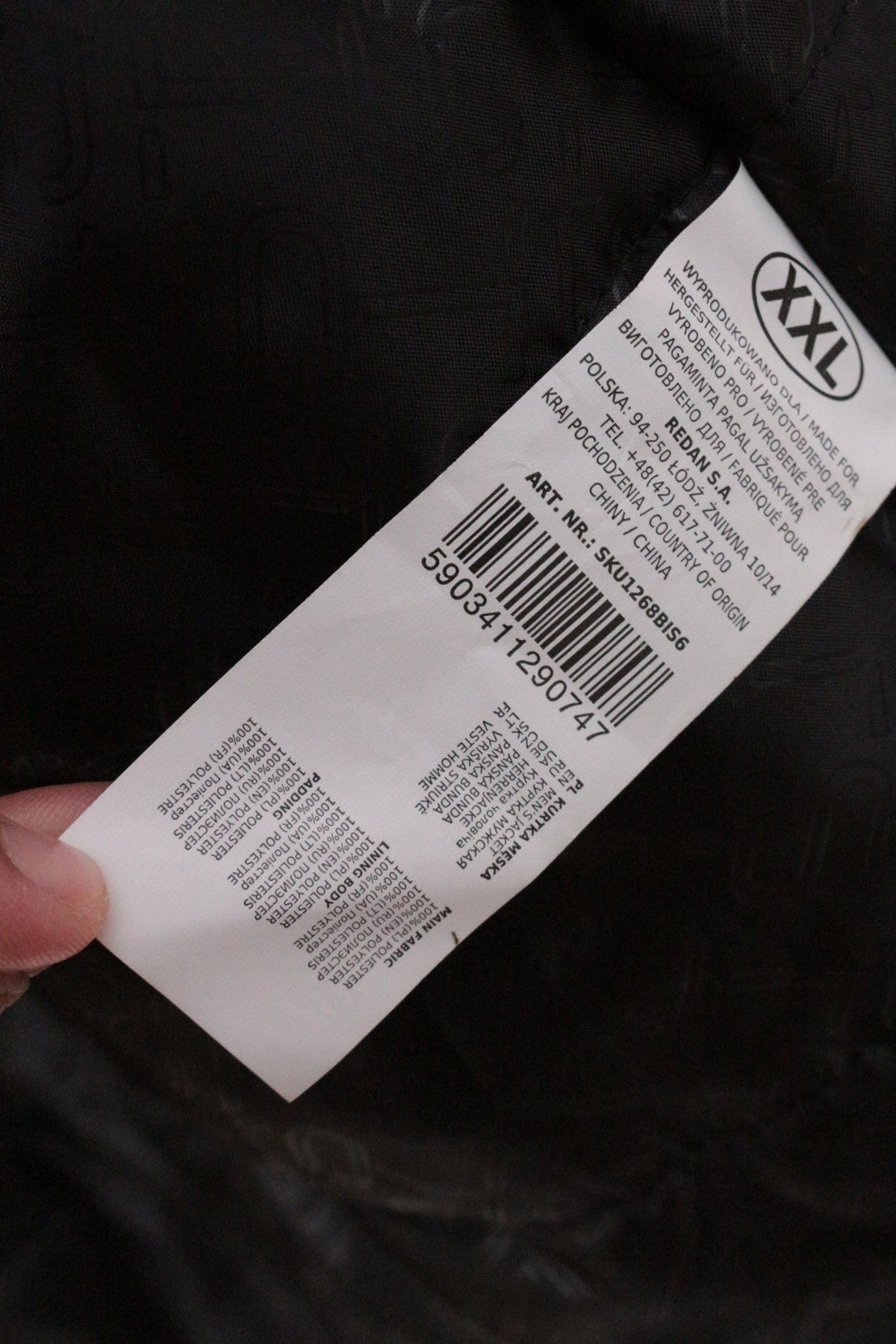 Étiquette intérieure de parka Frippindealz en polyester taille XXL avec détails de fabrication et composition
