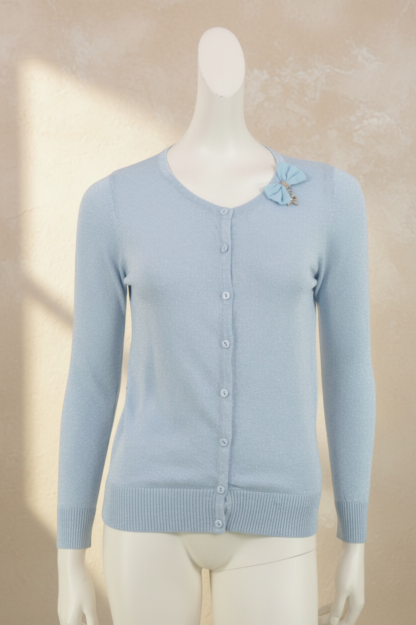 Gilet Frippindealz Cherry Paris bleu clair irisé avec boutons et détail nœud décoratif sur le buste