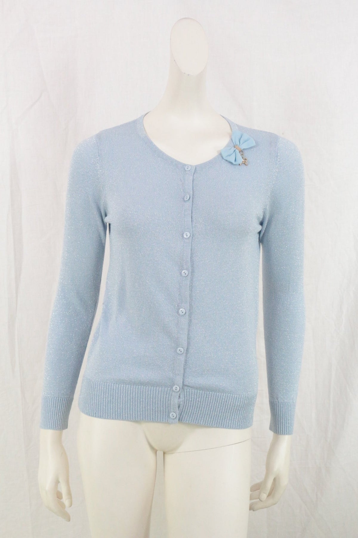 Gilet Frippindealz Cherry Paris bleu clair irisé avec nœud décoratif, en mélange viscose et polyester